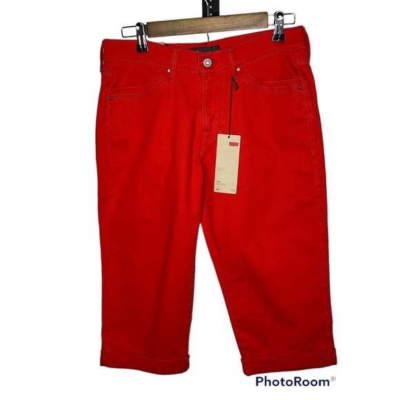 NWT Levi’s 515 Red Capris - Picture 1 of 5